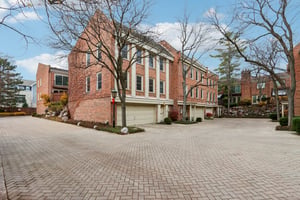 Landmark St-S2311-001.jpg