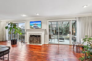 Landmark St-S2311-009.jpg