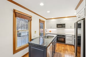 Landmark St-S2311-016.jpg