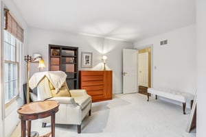 Landmark St-S2311-030.jpg