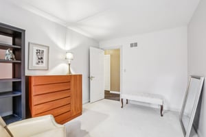 Landmark St-S2311-031.jpg