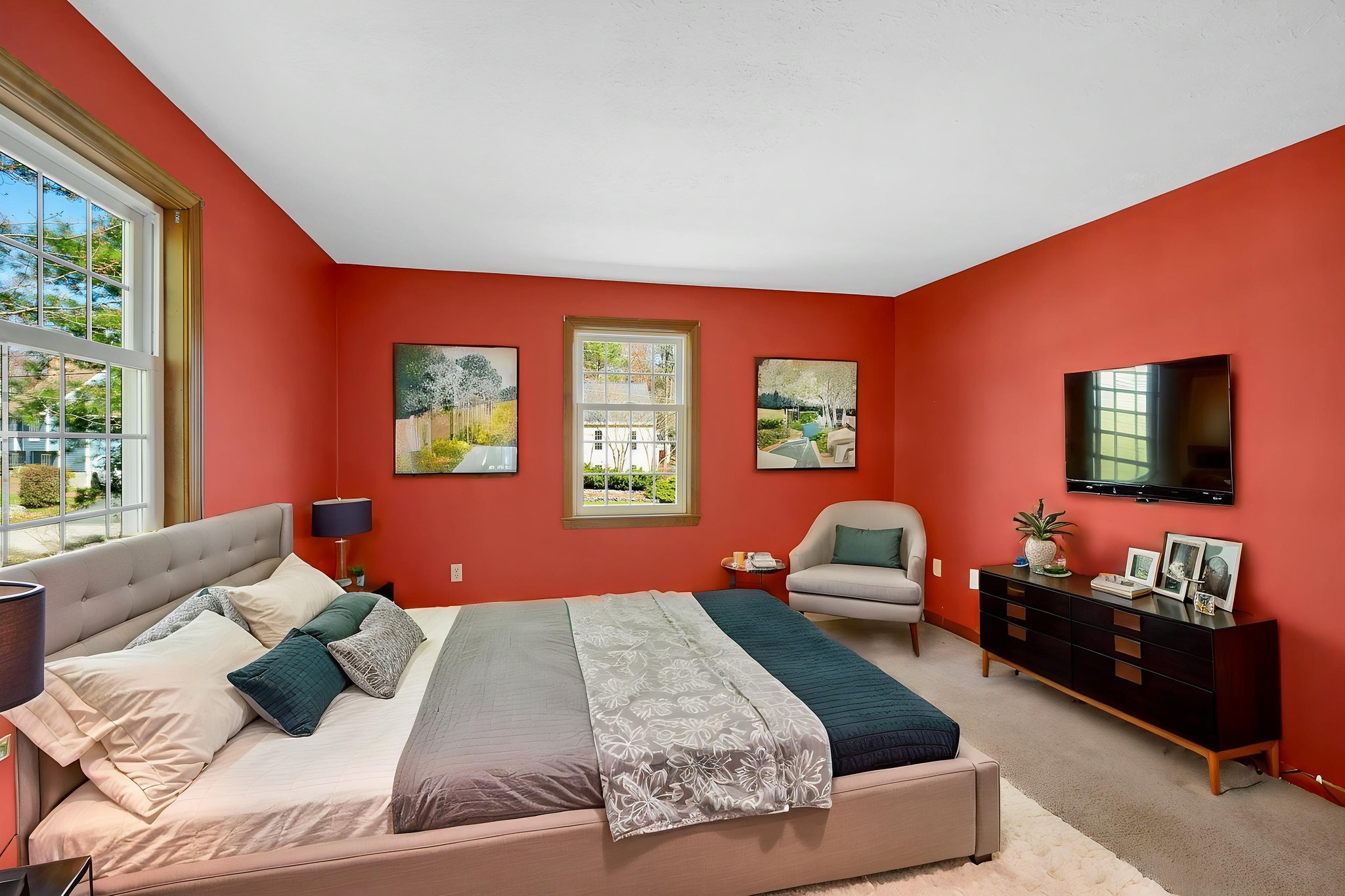 DSC_8353 virtually staged.jpeg