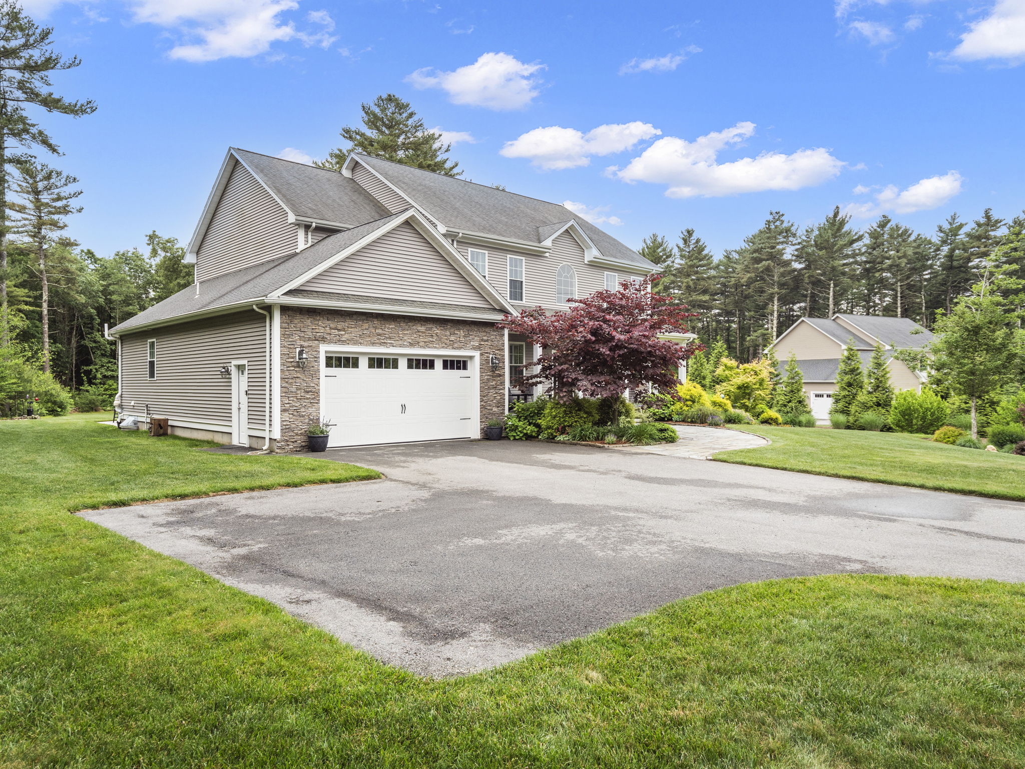 19 Margaret St Acushnet MA 46