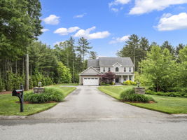 19 Margaret St Acushnet MA 47