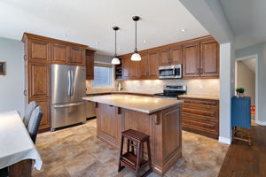  19 Melody Ln, Grand Valley, ON L0N 1G0, US Photo 12