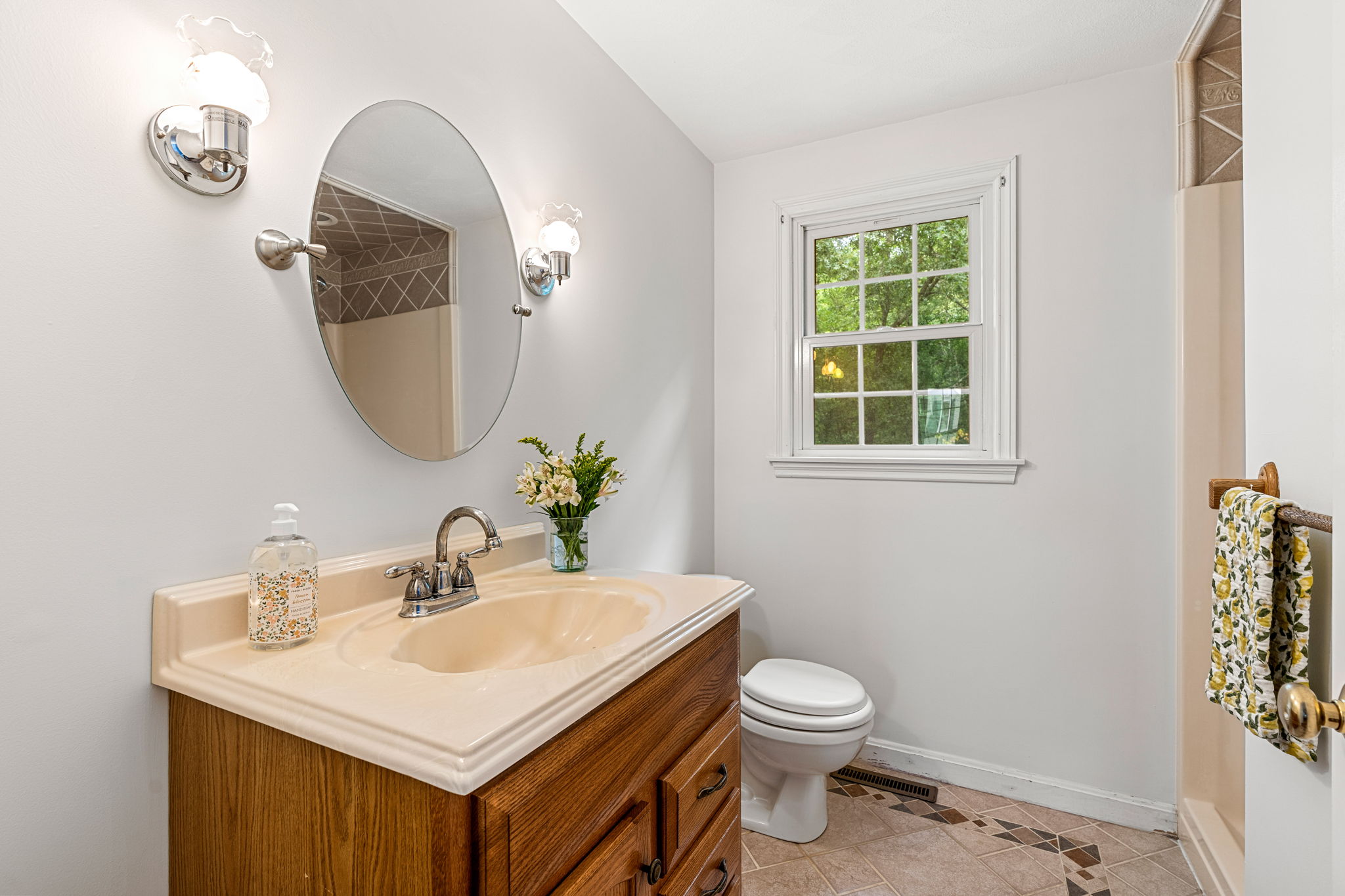 19 Noel Rd, Andover, MA 01810, USA Photo 22