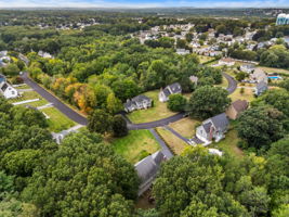 19 Noel Rd, Andover, MA 01810, USA Photo 3