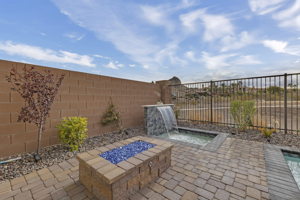 19 Papavero Ct, Henderson, NV 89011, USA Photo 5