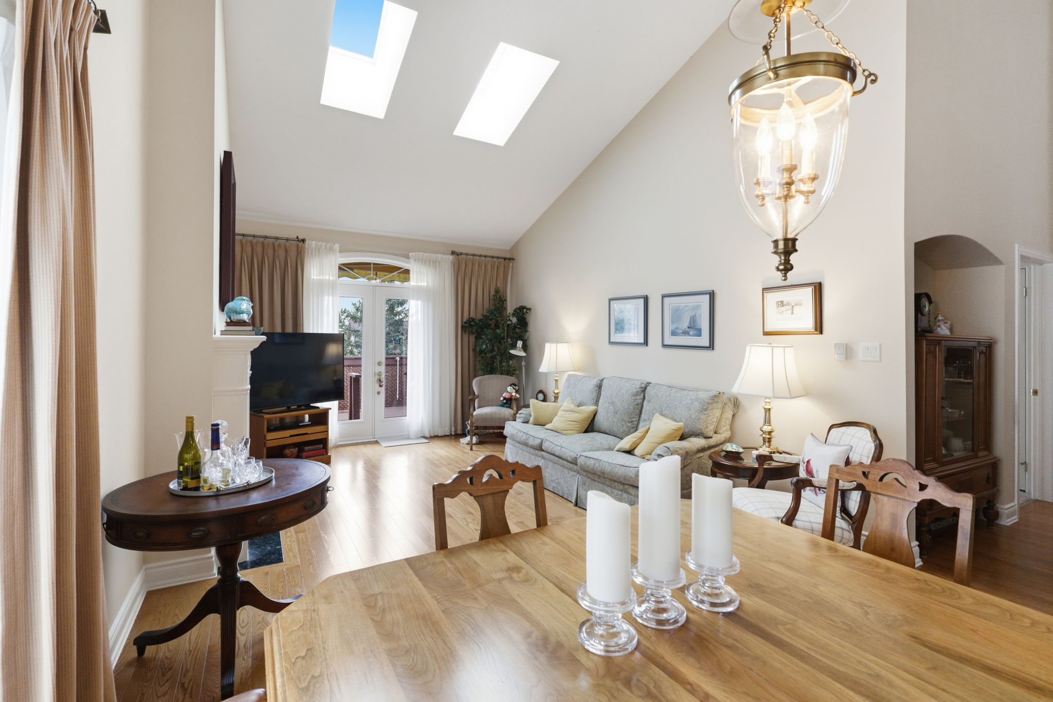 Property in New Tecumseth — delivered property photograph 11