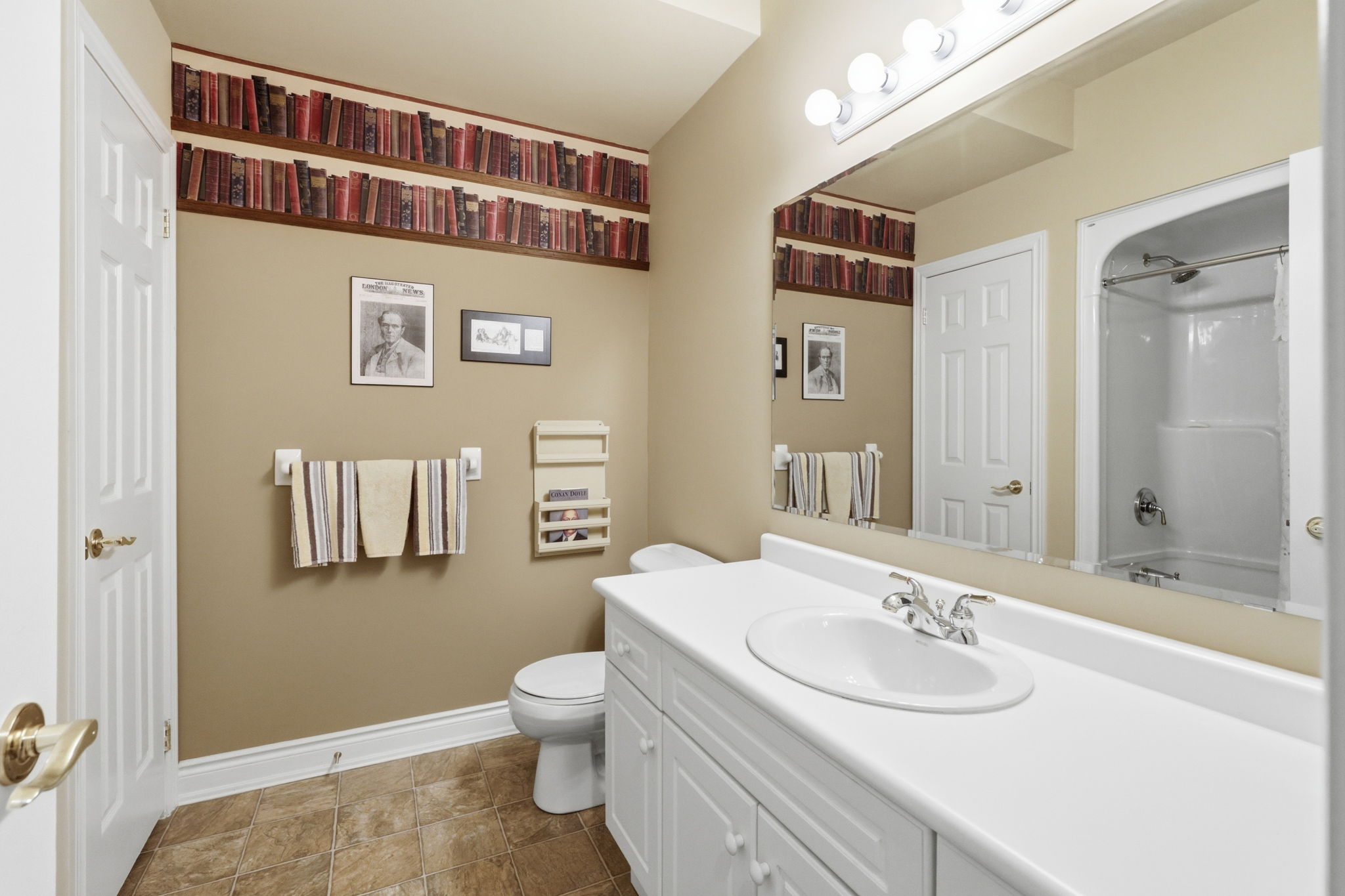 Property in New Tecumseth — delivered property photograph 38