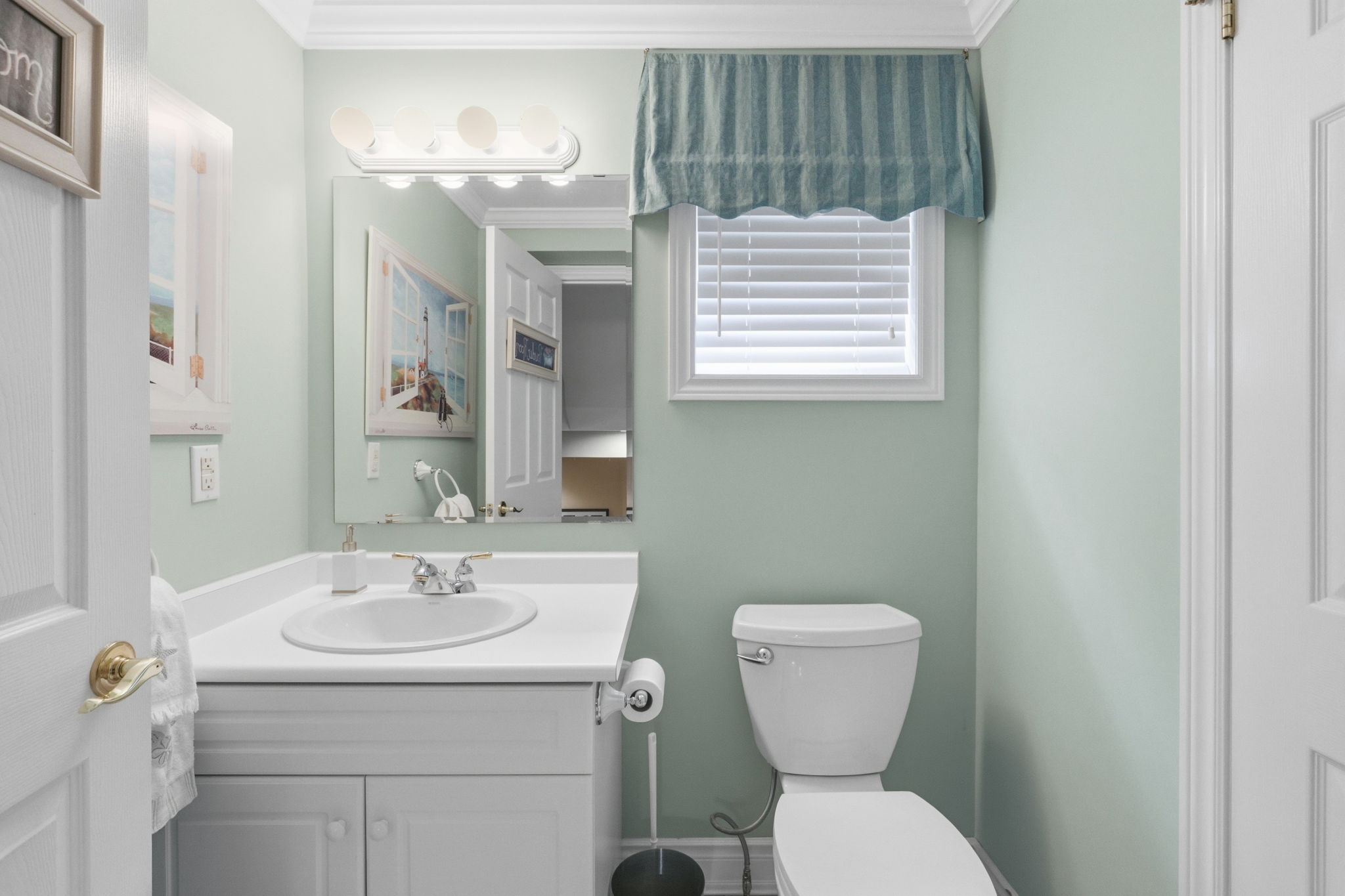 Property in New Tecumseth — delivered property photograph 40