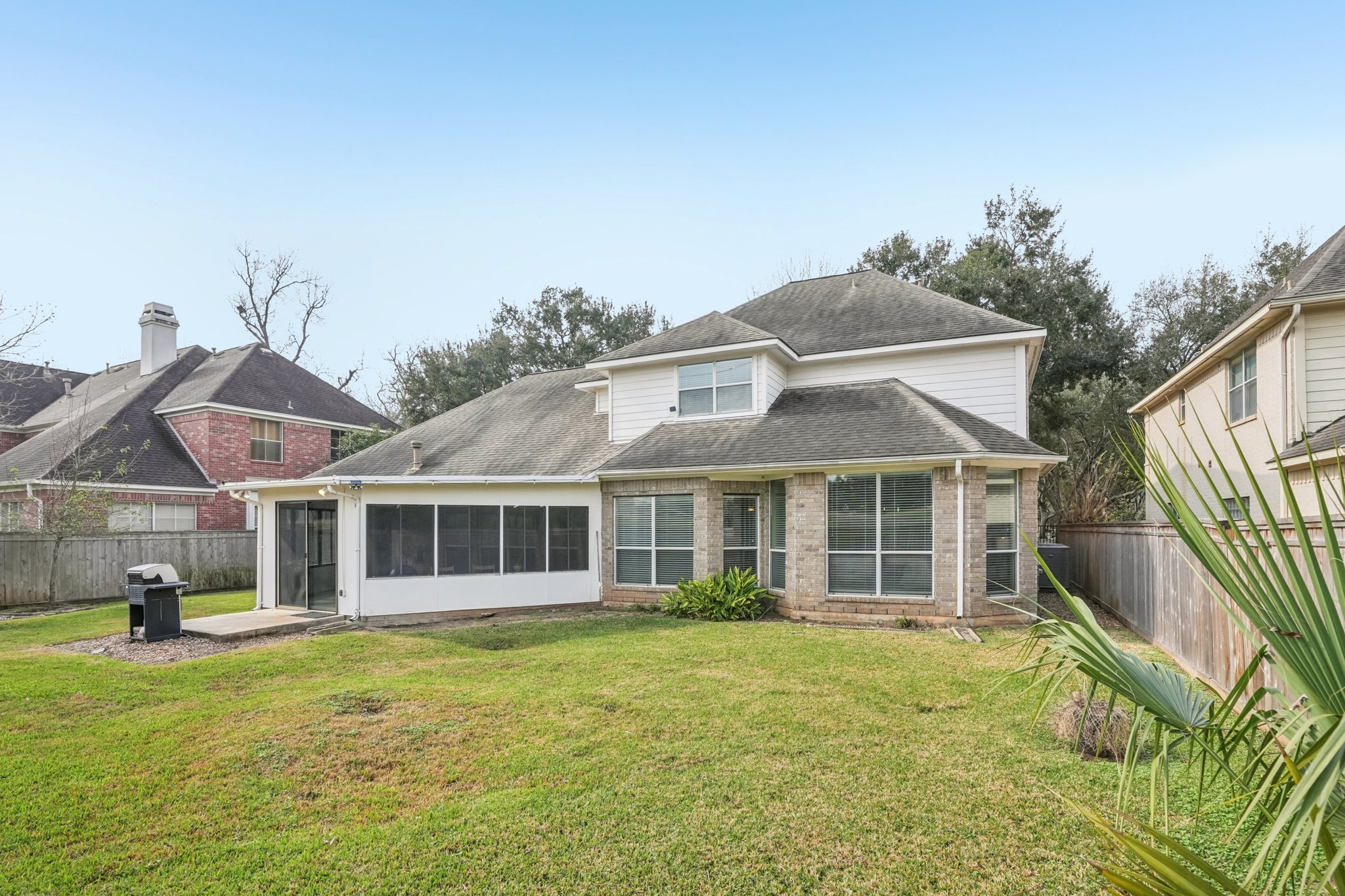 Rivercoach Ln-S1001-062.jpg