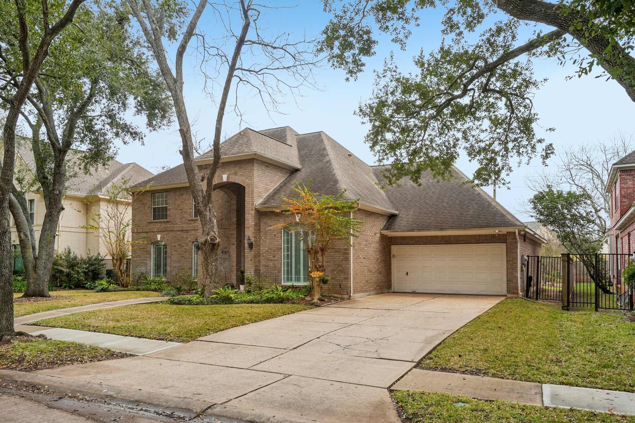 Rivercoach Ln-S1001-003r.jpg