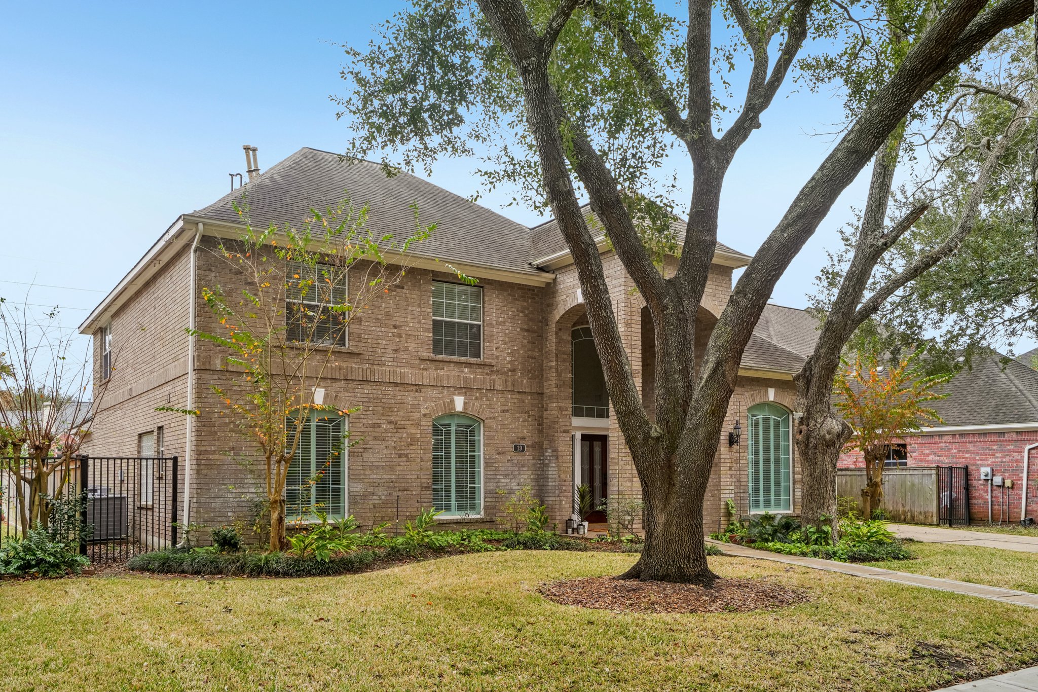 Rivercoach Ln-S1001-005r.jpg