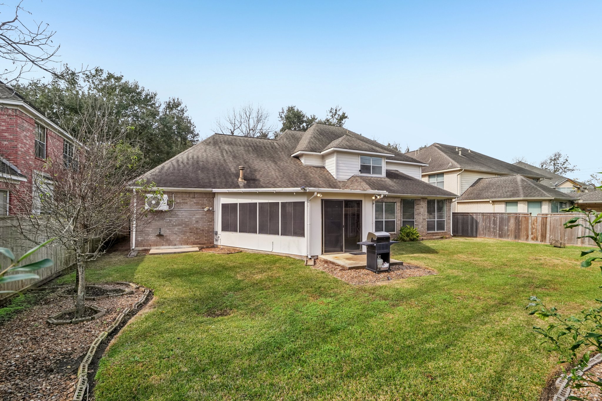 Rivercoach Ln-S1001-064r.jpg