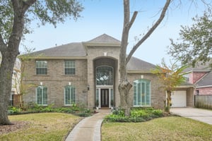 Rivercoach Ln-S1001-001.jpg