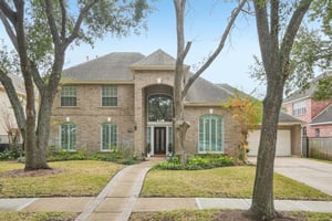 Rivercoach Ln-S1001-002.jpg