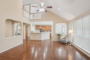 Rivercoach Ln-S1001-013.jpg