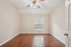 Rivercoach Ln-S1001-053.jpg