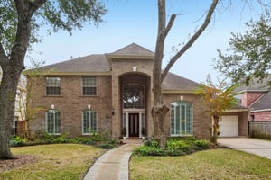 Rivercoach Ln-S1001-001r.jpg