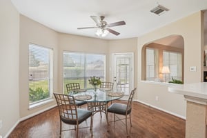 Rivercoach Ln-S1001-017r.jpg