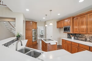 Rivercoach Ln-S1001-020r.jpg