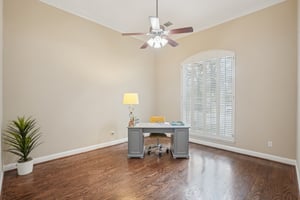 Rivercoach Ln-S1001-026r.jpg