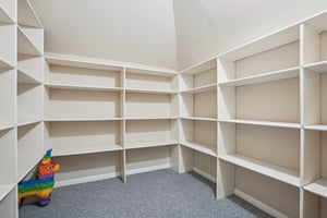 Rivercoach Ln-S1001-043r.jpg