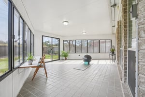 Rivercoach Ln-S1001-059r.jpg