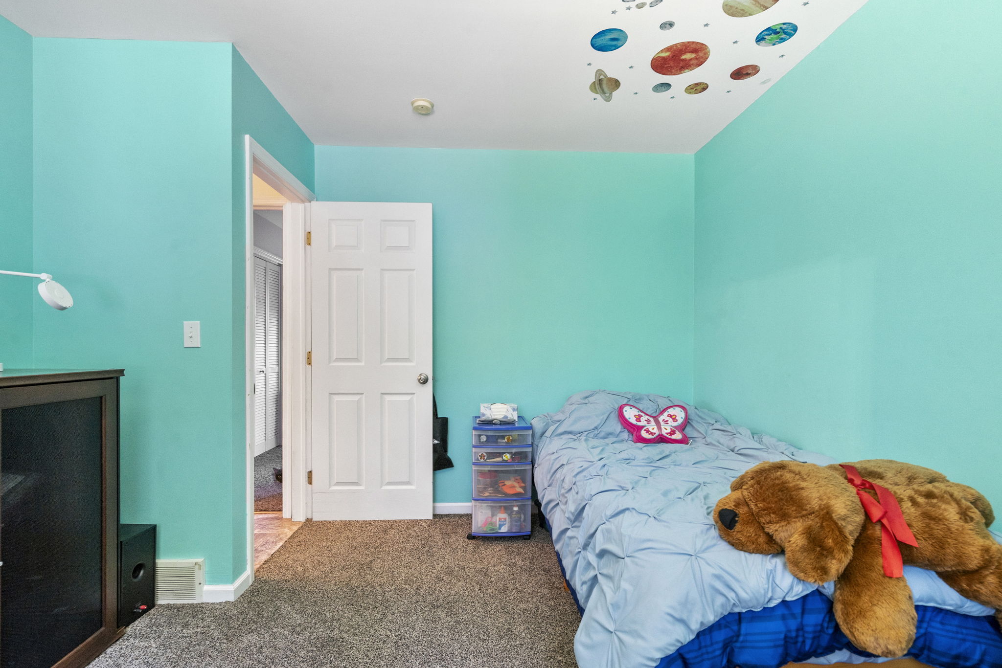  Photo 48