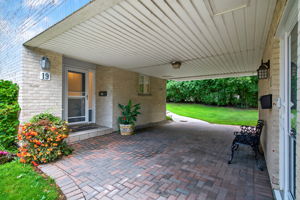 19 Snowshoe Millway, Toronto ON