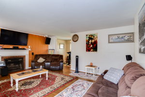 19 Sylvia Ln, Newport News, VA 23602, USA Photo 2