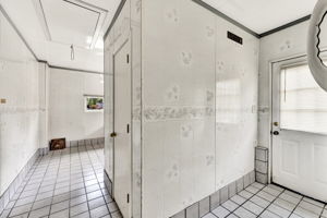  Photo 35
