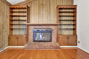  Photo 48