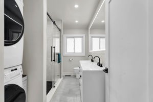 Bathroom/Laundry