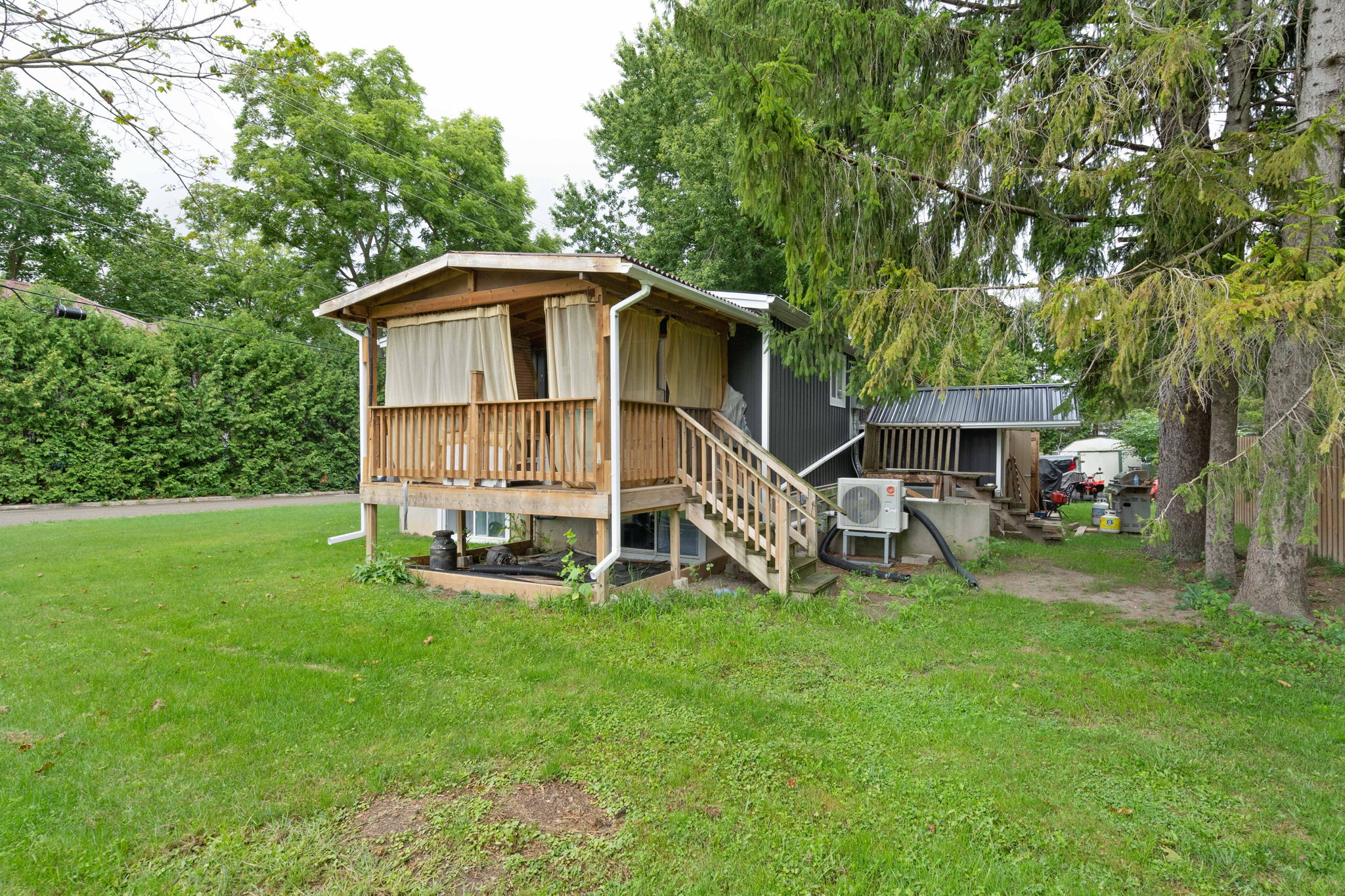  Photo 46