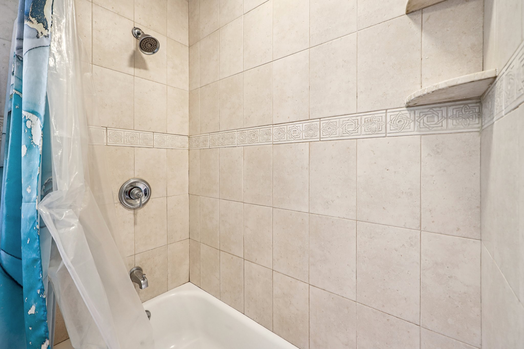 Bell St-S2111-022.jpg