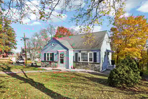 Bell St-S2111-003.jpg