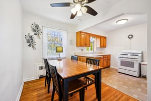 Bell St-S2111-013.jpg