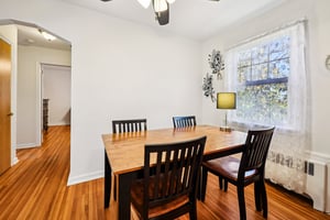 Bell St-S2111-015.jpg