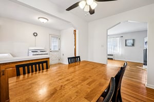 Bell St-S2111-016.jpg