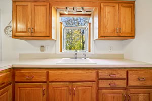 Bell St-S2111-018.jpg