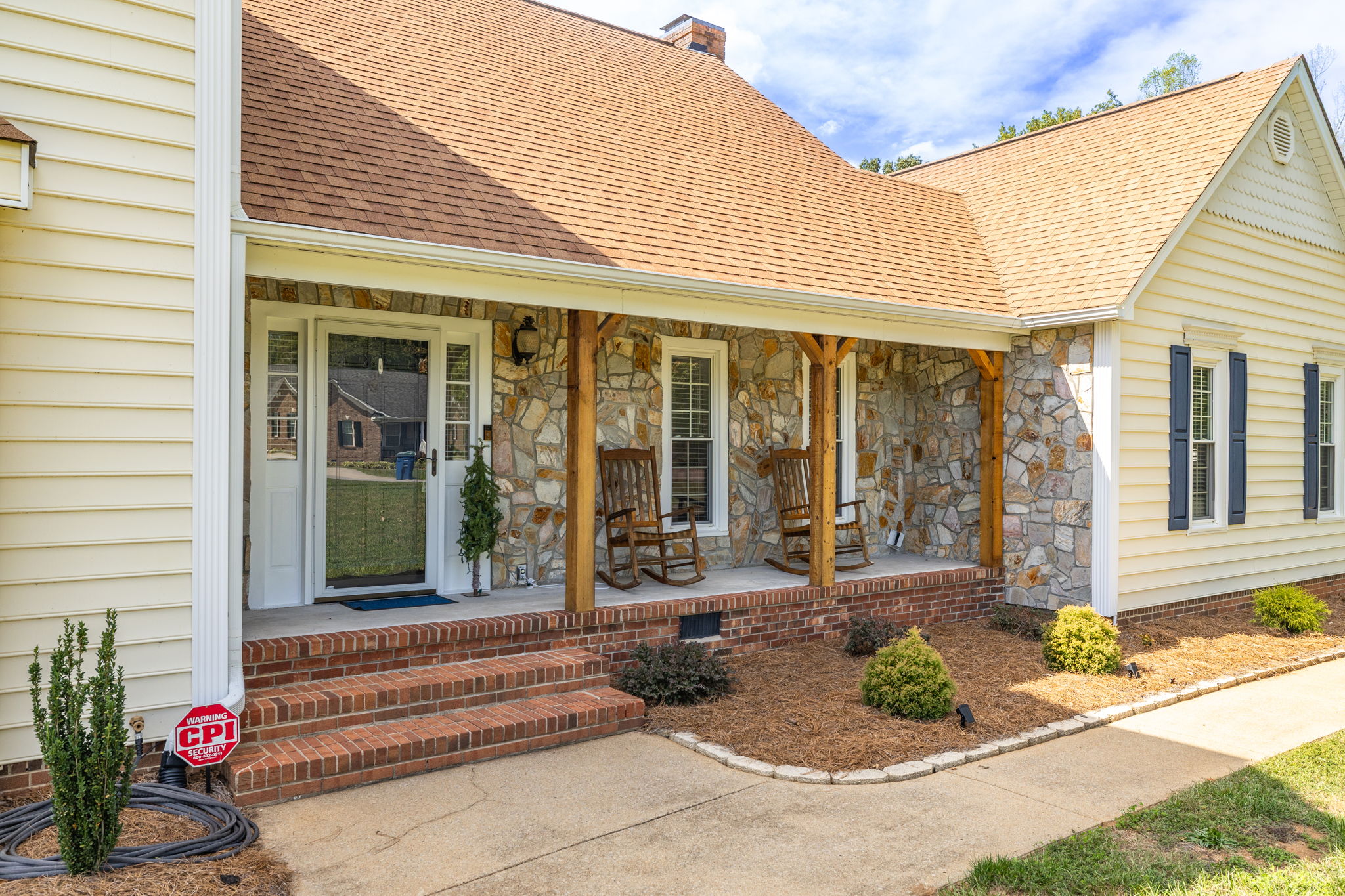 190 E Plantation Cir-5
