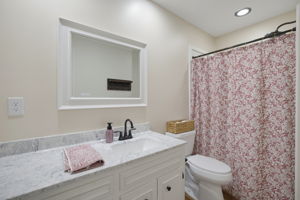 190 E Plantation Cir-24