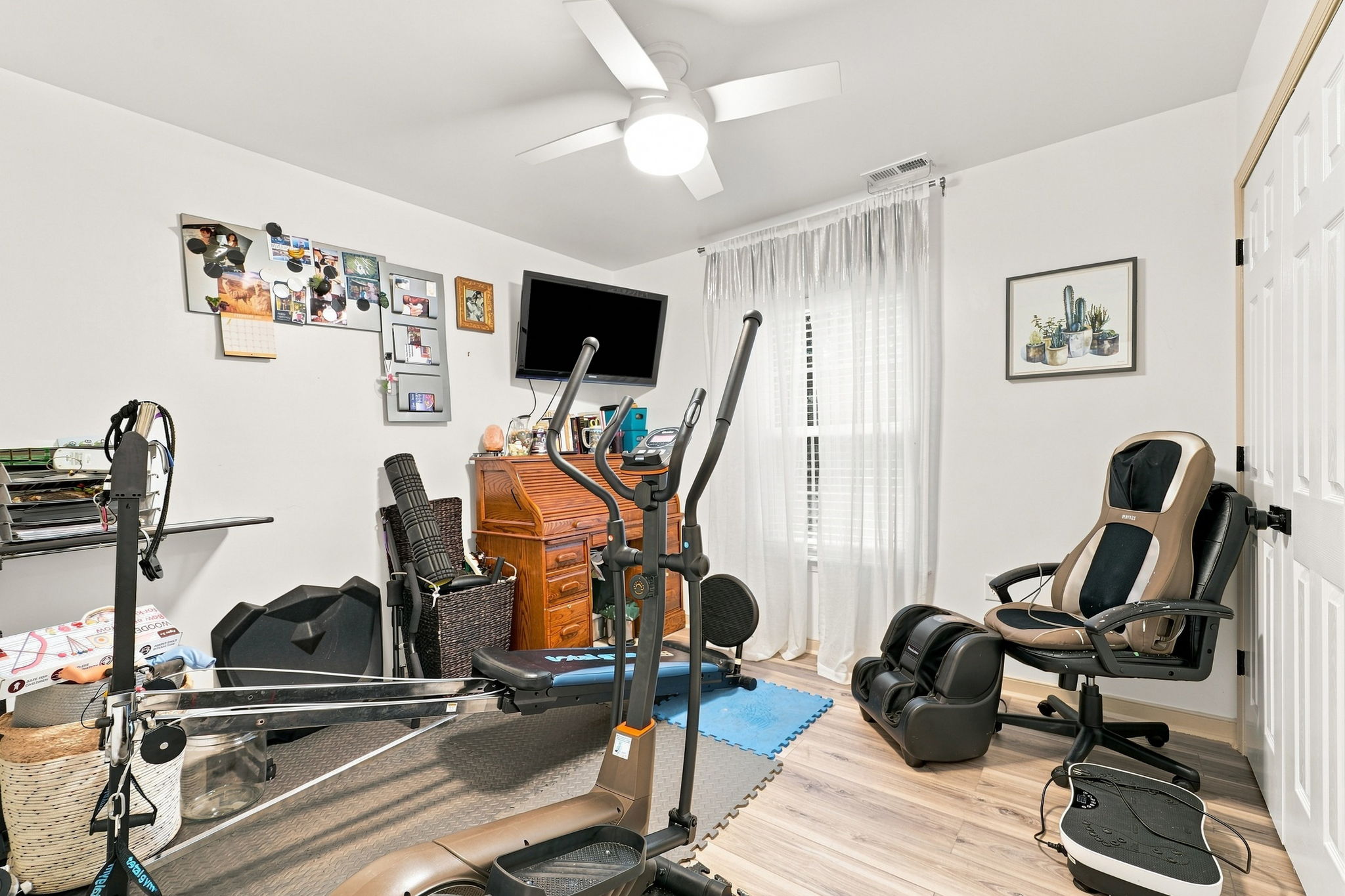  Photo 9