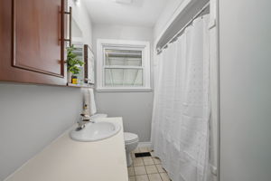  Photo 23