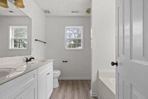  Photo 23