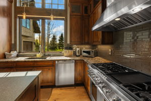  Photo 92