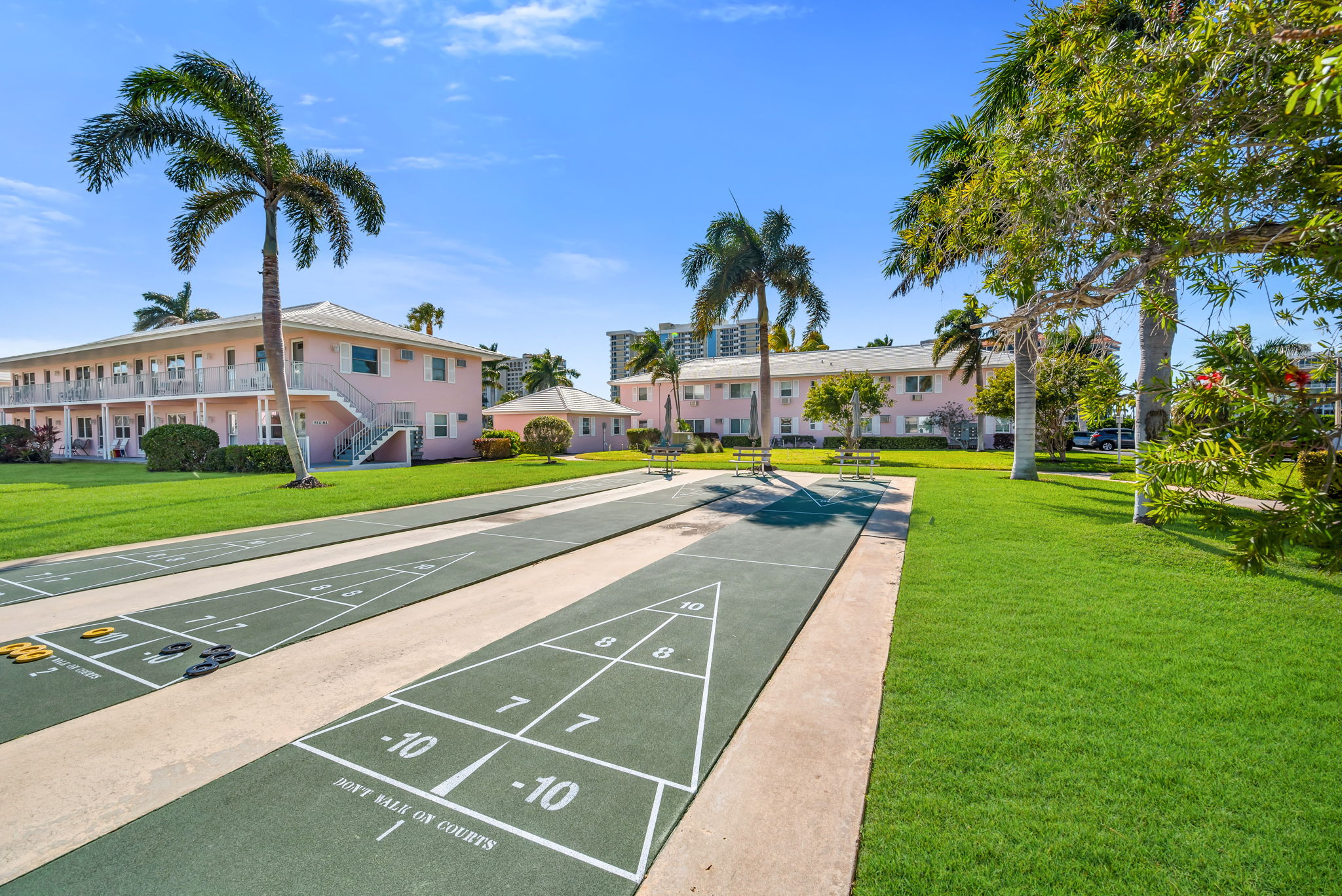Shuffle board View 2