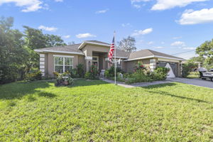 Front - 495A9709